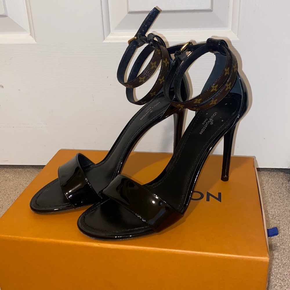 Louis Vuitton Call Back Sandal
